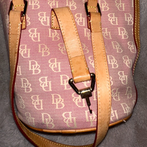 Dooney & bourke pink bucket bag - Picture 7 of 11